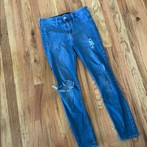 Hollister high rise 3 3s